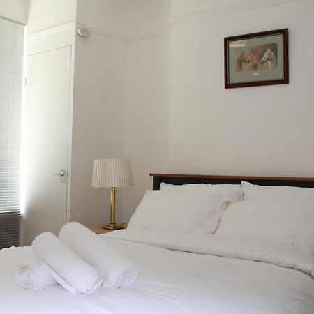 F2S Serviced Apartments 2Bedroom Terrace House With Free Wifi Netflix Suitable For Contractors Walking Distance To Train Station Derby Eksteriør bilde